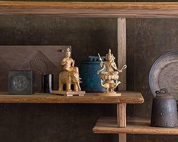 Amazon.co.jp: 極小仏 帝釈天騎象像 9.8cm（木製：ツゲ 金泥仕上